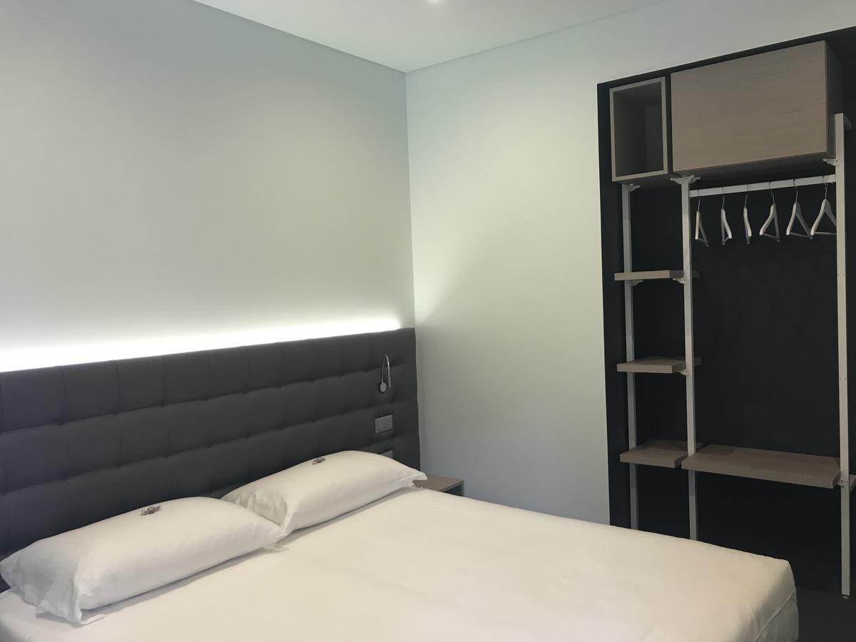 Hotel Carnia Венцоне Екстериор снимка