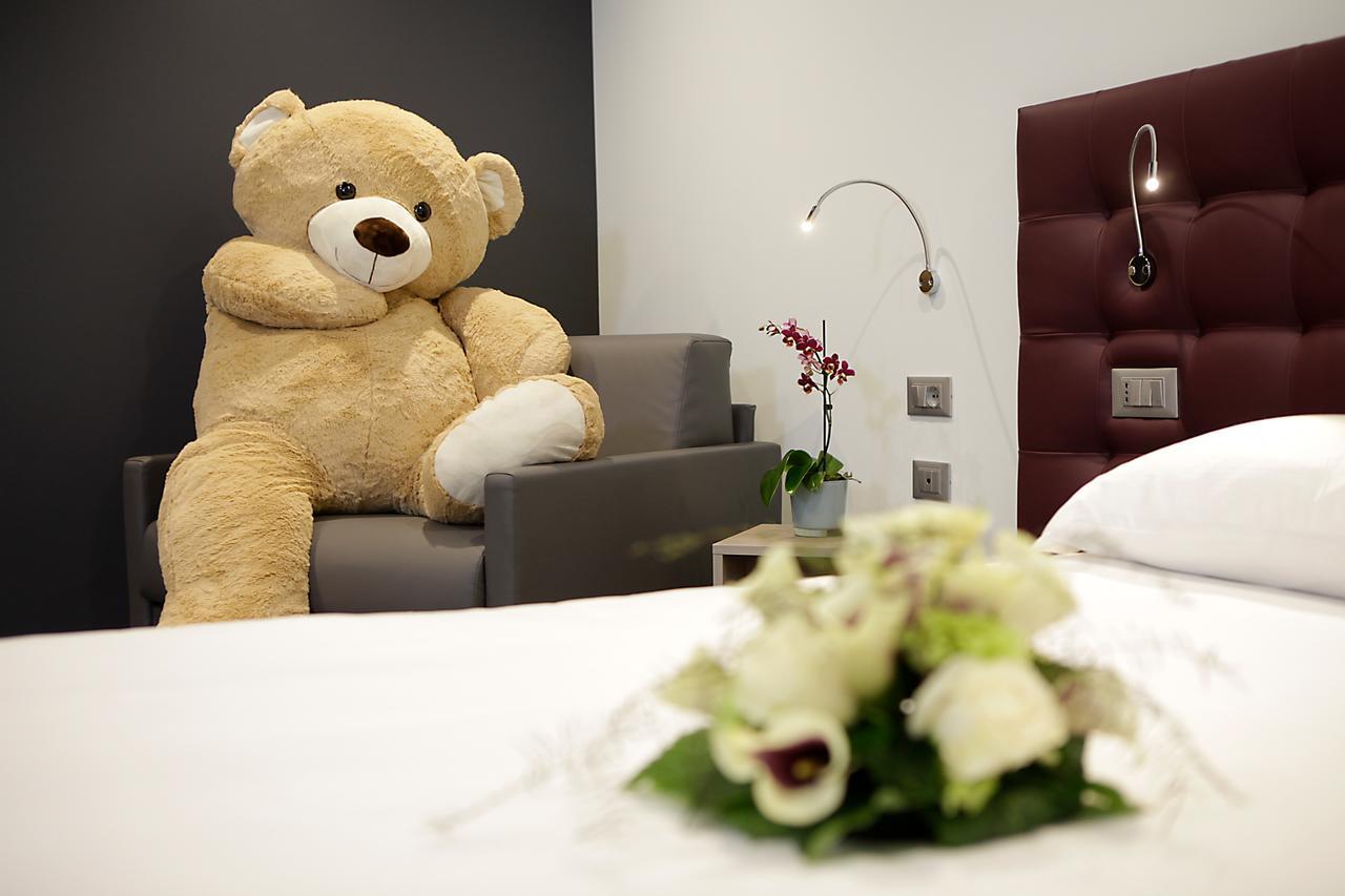 Hotel Carnia Венцоне Екстериор снимка