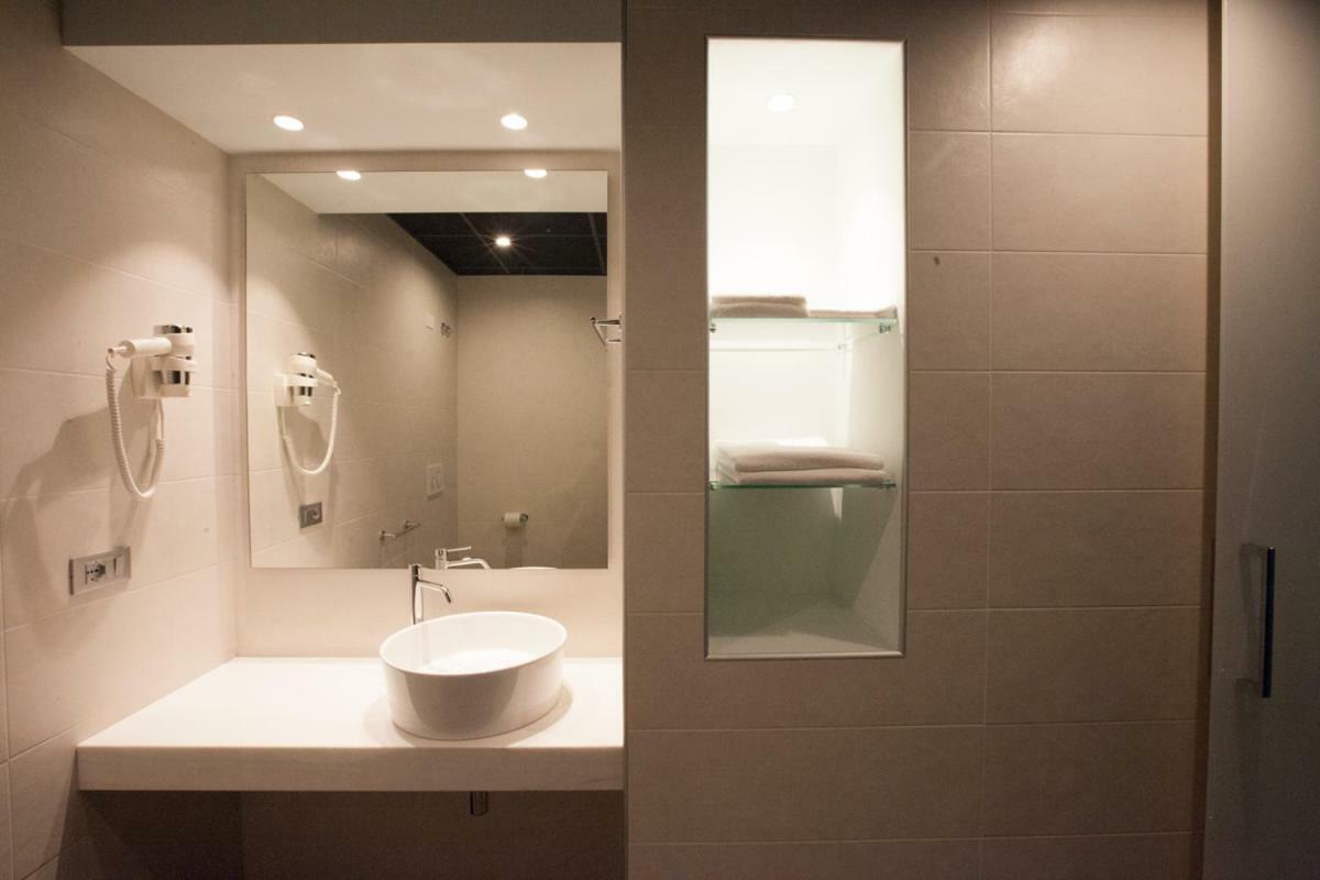 Hotel Carnia Венцоне Екстериор снимка